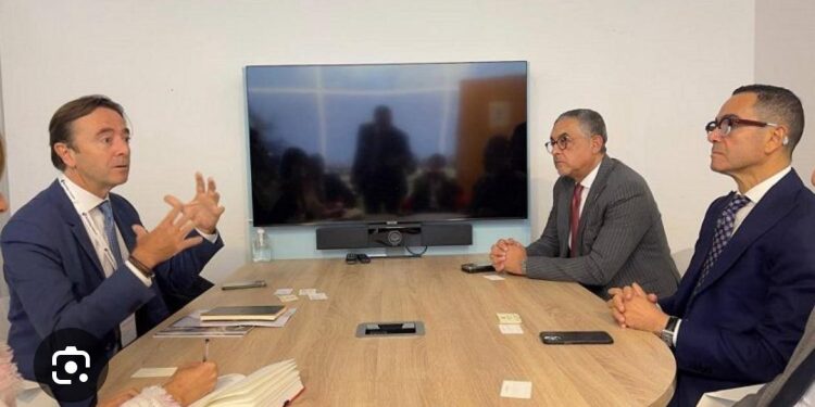 وزير الاستثمار يبحث مع "لوريال" الفرنسية توسعات الشركة في مصر