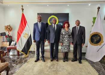 هدى يسى تكشف تفاصيل مشاركة وفد زيمبابوي في قمة الاستثمار العربي الإفريقي في أسوان