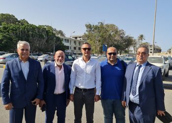 سفير مصر في ليبيا يستقبل وفد لجنة التعاون العربي باتحاد الصناعات