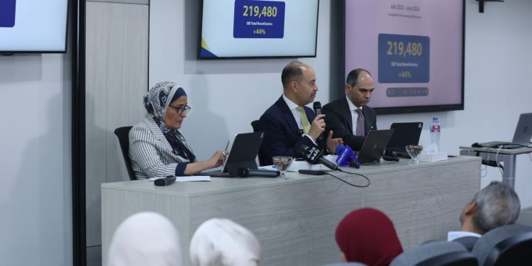 د.عبد العزيز نصير : عدد المستفيدين من خدمات المعهد المصرفي المصري وصل إلى 219,480 مستفيد 2024-2023