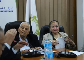 غرفة الصناعات الغذائية تبحث آليات تعظيم الاستفادة من مخلفات تصنيع الأسماك