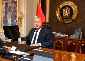 «الصناعة» تدعو مستثمري الفيوم لعرض مطالبهم على الوزير السبت المقبل