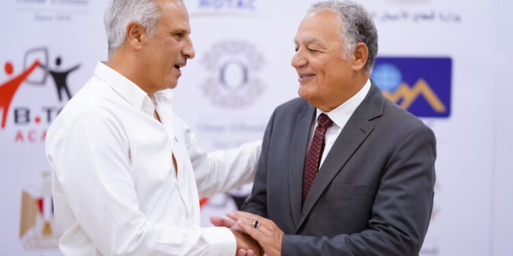 “بي تك” تدعم تطوير كوادر “عمر أفندي” لنقل خبراتها في مجال إدارة التجزئة