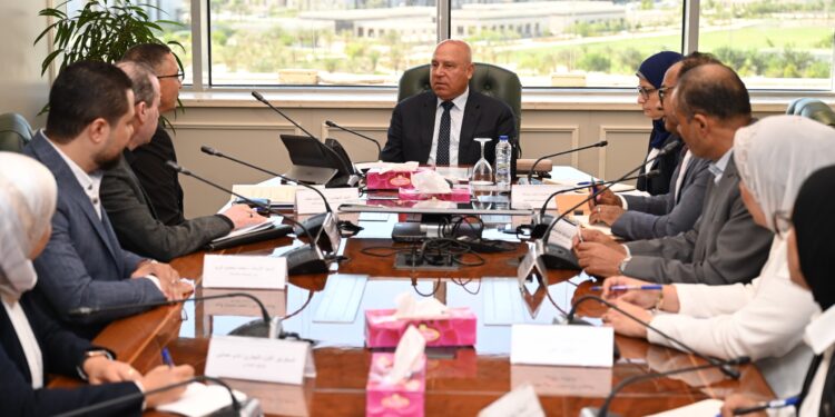 "تكنولوجيا الحديد" السعودية تعتزم إنشاء مصنع لإنتاج الأبواب المصفحة والمعدنية في مصر