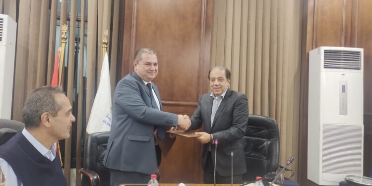 توقيع بروتوكول تعاون بين "الصناعات الكيماوية" و "المواصفات والجودة" لدعم القطاع الصناعي