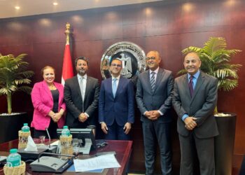 وزير الاستثمار يبحث مع مسئولي « مارس » توسعات الشركة بالسوق المصري وصادراتها للأسواق العالمية