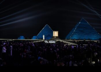 حسين الجسمي يتألق في حفل إطلاق مشروع “بن غاطي سكاي رايز” بالأهرامات