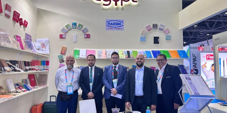 بالصور .. هيئة المعارض : 9 شركات مصرية تشارك في معرض PaperWorld دبي 2024 لدعم الصادرات الكيماوية