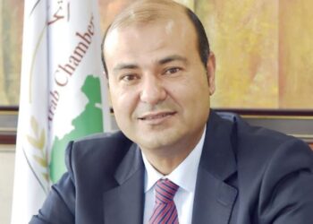 «الغرف العربية»: 30 مليار دولار حجم سوق الطاقة المتجددة سنويًا بحلول عام 2030