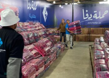 مؤسسة إكرام تستهدف توزيع 50 ألف بطانية على الأسر المستحقة ضمن حملة «دفا»