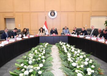 عاجل | كامل الوزير يطلق المرحلة الأولى من المبادرة الجديدة لدعم الصناعة .. تتضمن 30 مليار جنيه تسهيلات تمويلية