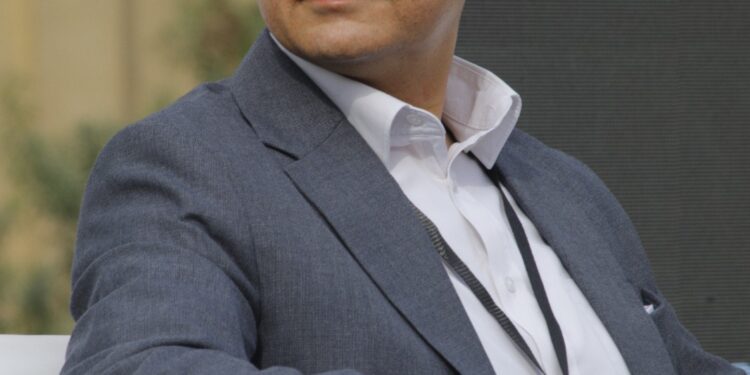 الرئيس التنفيذي لشركة "Connection Marketing Furnitures": "التواصل مع الأجيال الجديدة يسهم في زيادة نجاح الممارسات التسويقية والإعلامية"