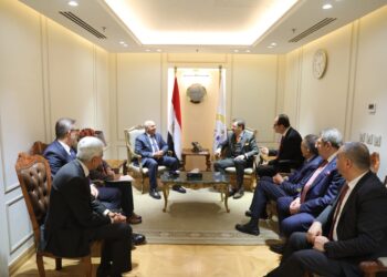 كامل الوزير يبحث مع وفد تركي رفيع المستوى إقامة منطقة صناعية تركية بمصر