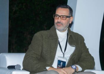 الرئيس التنفيذي لوكالة "PCC" للإنتاج: "استخدام الذكاء الاصطناعي في الإعلام قد ينتشر.. ولكن لن يتمتع بالتفاعل أثناء عملية الاتصال"