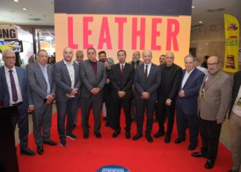 بالصور .. اقبال كبير على معرض القاهرة الدولي للجلود بمشاركة 170 علامة تجارية و 200 مشتري أجنبي
