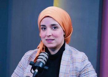 "جرين لايت بودكاست" يستعرض قصص النجاح في مجال الاستدامة والتنمية المجتمعية