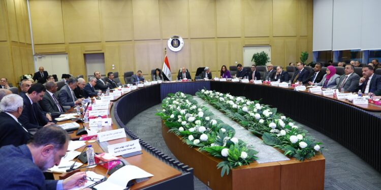 كامل الوزير يحارب تهريب خردة النحاس بقرار عاجل