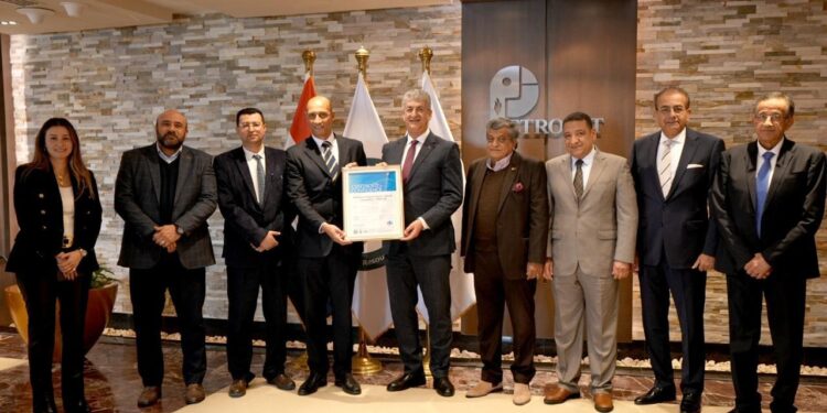 «إيكول اشورنس» تمنح «بتروجيت» الأيزو 22000 في سلامة الغذاء