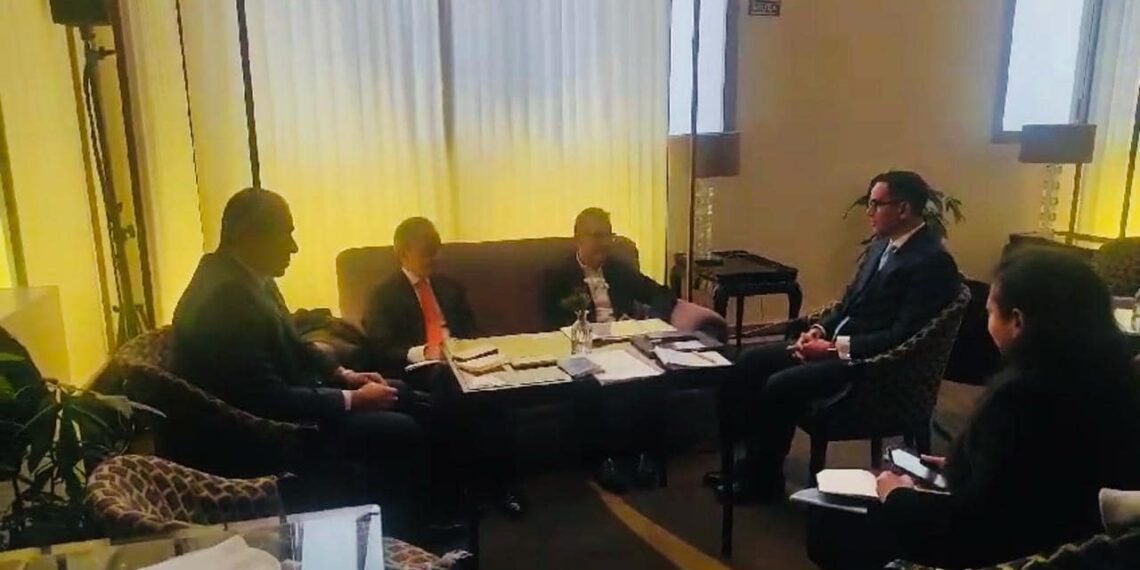 وزير الاستثمار : WHM الإسبانية تدرس تدشين مشروعاً في مصر باستثمارات 1.8 مليار دولار لتطوير الخدمات الطبية