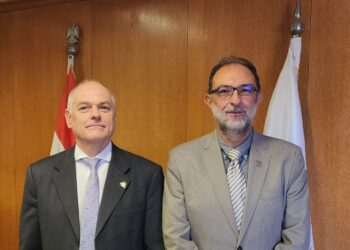 رئيس سلامة الغذاء يبحث مع السفير الأسترالي بالقاهرة سبل تعزيز التعاون بين البلدين