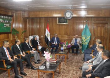 رئيس «حماية المستهلك» ومحافظ القليوبية يبحثان آليات ضبط الأسواق وأسعار السلع بالمحافظة