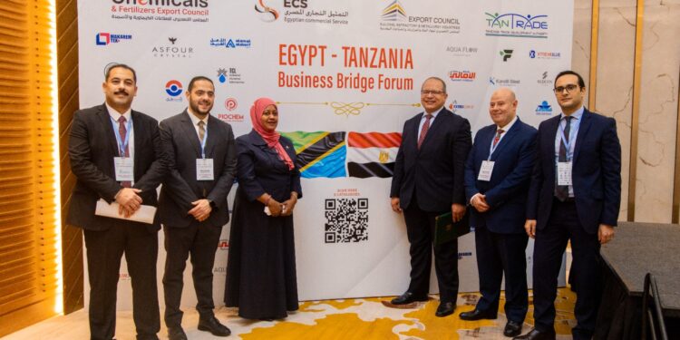 افتتاح مؤتمر الأعمال المصري التنزاني في دار السلام بمشاركة 35 شركة مصرية