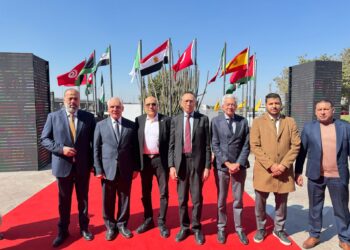 بالصور .. وزير التجارة الليبي يتفقد معرض “كايرو فاشون اند تكس” للملابس والأقمشة .. ويشيد بجودة المعروضات