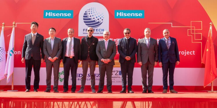 باستثمارات 38 مليون دولار .. وضع حجر أساس مشروع “FBB – Tech” للإلكترونيات بالمنطقة الصناعية بالسخنة