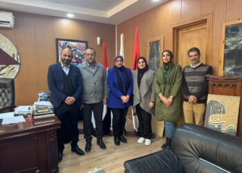 غرفة الأخشاب تبحث سبل التعاون مع مركز تكنولوجيا الأثاث وكلية الفنون التطبيقية بدمياط