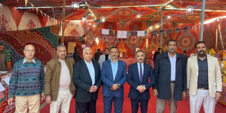 الغرفة التجارية بسوهاج تواصل افتتاح معارض “أهلاً رمضان” استعدادا لشهر رمضان بتخفيضات كبيرة