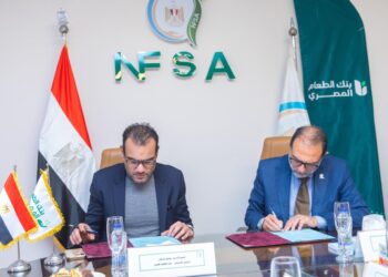 بروتوكول تعاون بين «سلامة الغذاء» وبنك الطعام لتعزيز الحماية الاجتماعية للأسر الأكثر احتياجًا