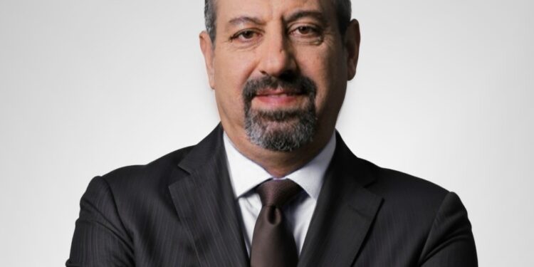 خالد الدُكاني رئيساً تنفيذياً لشركة لافارچ مصر