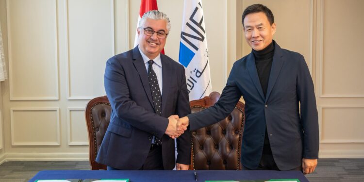 توقيع مشروعين جديدين بالقنطرة غرب لصناعات المنسوجات باستثمارات 28 مليون دولار