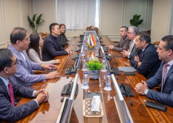 “جولد ستار فاشون للملابس” الصينية تدشن مصنعاً لها بالقنطرة غرب باستثمارات 4.5 مليون دولار