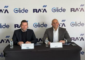 “تريدكو لوسائل النقل (جلايد)” و”راية ” يوقعان شراكة استراتيجية لتعزيز نشر وسائل النقل الكهربائية بالجمهورية