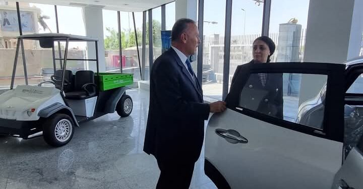 تحديث الصناعة يفتح آفاق التعاون مع “Egypt Sat” لتوطين صناعة السيارات الكهربائية