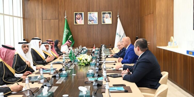 من مترو القاهرة إلى السعودية: الصناعة المصرية تنطلق نحو الخليج