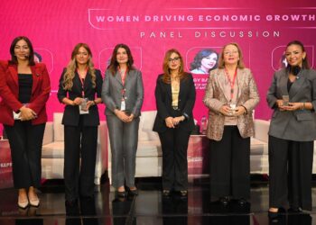 د.نيرمين طاحون تستعرض تجربتها في تطوير حلول رقمية لدعم الخدمات القانونية من خلال تطبيق T-SMART