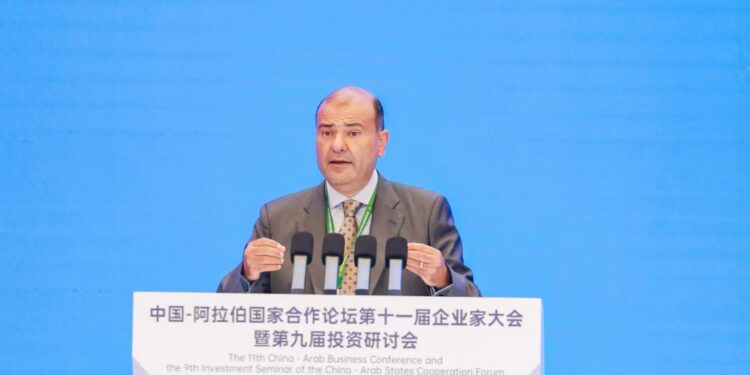 «خالد حنفي»: ٤٠٠ مليار دولار حجم التبادل التجاري العربي - الصيني في ٢٠٢٤