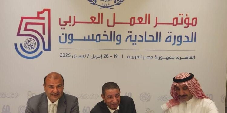 خالد حنفي يترأس أعمال لجنة شؤون العمل ويقود وفد اتحاد الغرف العربية في مؤتمر العمل العربي الـ51 بالقاهرة
