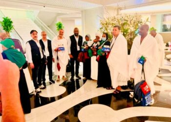 حج آمن وميسر.. بعثة السياحة المصرية تستنفر لخدمة الحجاج على مدار 24 ساعة