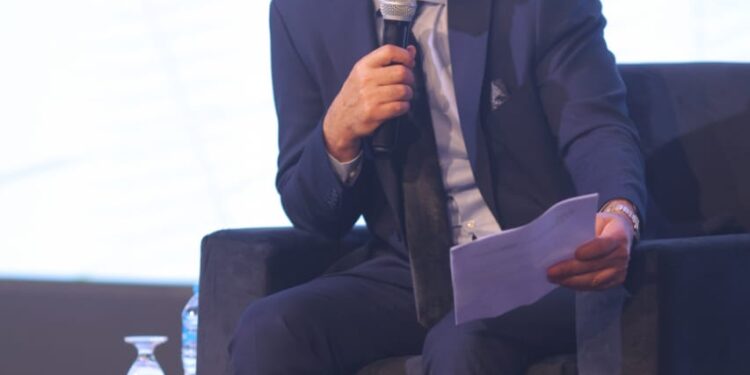 كمال الدسوقي: الحكومة تبذل جهودا كبيرة مع لدعم المصدرين وتعزيز الشراكة مع القطاع الخاص