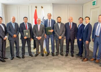 باستثمارات 1.7 مليون دولار ..توقيع مشروع لإنتاج مواد التعبئة والتغليف باقتصادية قناة السويس