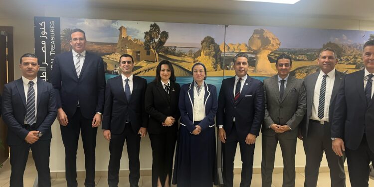 رئيس « شباب الأعمال»: نساند جهود وزارة البيئة نحو تشجيع القطاع الخاص للاستثمار في مجالات الاقتصاد الأخضر