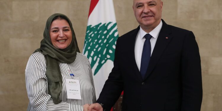 من قلب بيروت.. عبير عصام تشيد باستقرار لبنان وتؤكد عمق الشراكة مع مصر