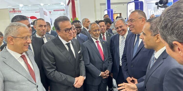 "سيمنز هيلثنيرز" تكشف عن أحدث ابتكارات الرعاية الصحية المدعومة بالذكاء الاصطناعي خلال مشاركتها في معرض أفريقيا هيلث 2025