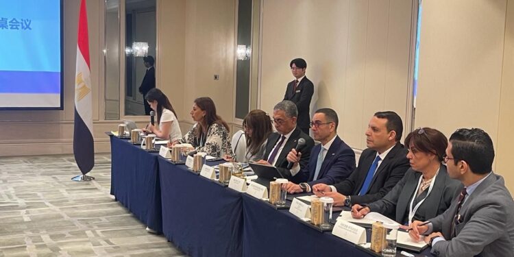 وزير الاستثمار في شنغهاي: مصر تتحرك بثبات لتصبح مركزًا إقليميًا لصناعة السيارات الكهربائية