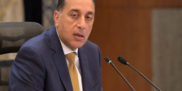 رئيس الوزراء ينعي "بطل العاشر من رمضان" خالد شوقي ويأمر بتكريم أسرته ومعاش استثنائي تقديراً لتضحيته