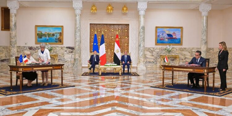 مستشفى جوستاف روسي تُطلق مبادرة عالمية لعلاج مرضى الأورام في مصر .. وتستضيف أهم خبير عالمي في زراعة النخاع