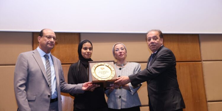 بحضور وزيرة البيئة.. تكريم د.شريف الجبلي لدوره في دعم الإعلام البيئي والشراكة من أجل صناعة خضراء